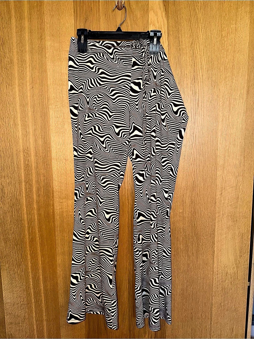 H&M Wide Leg Animal Print Pants Brown & Cream Size XL long string around waist